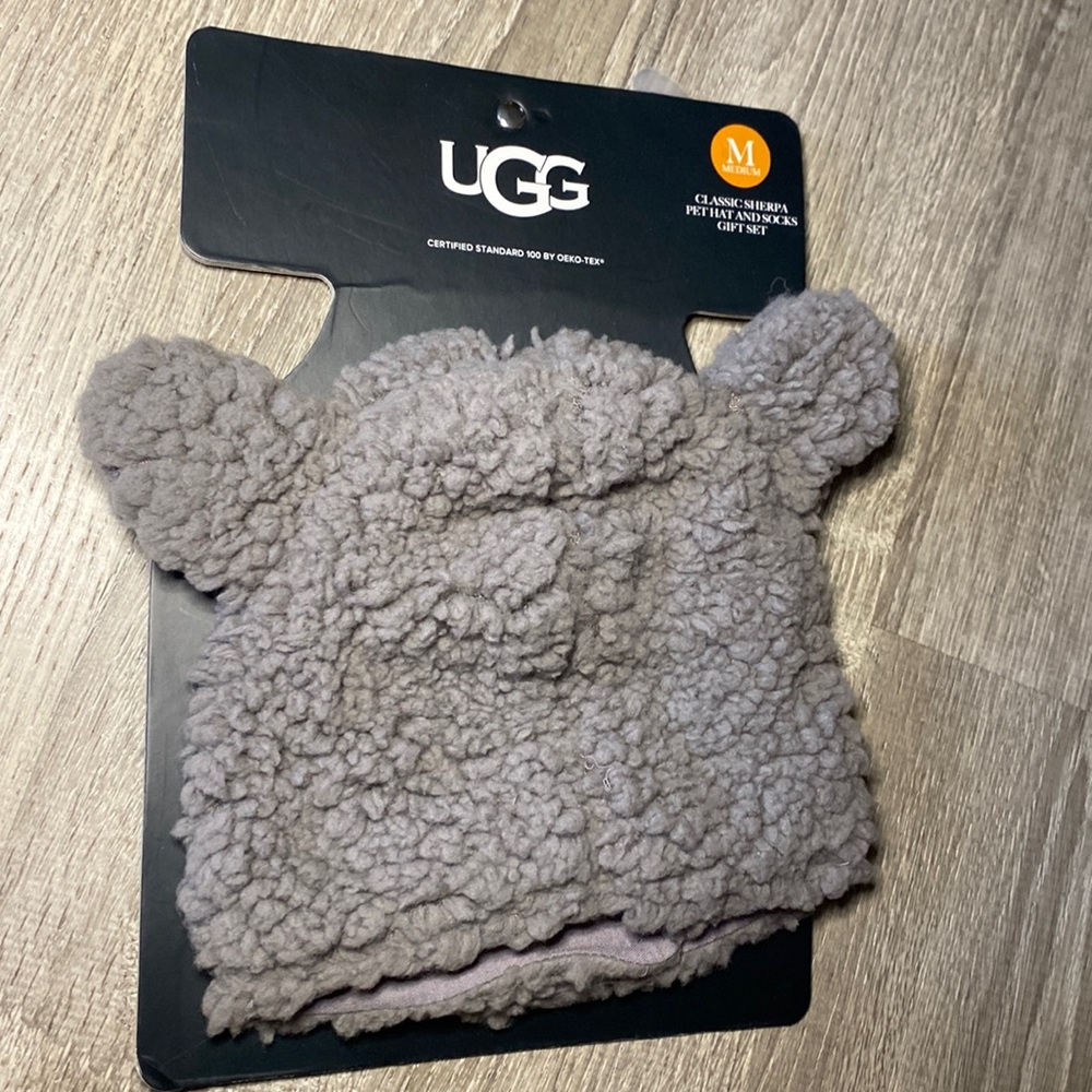 UGG Classic Baby Sherpa Pet Hat